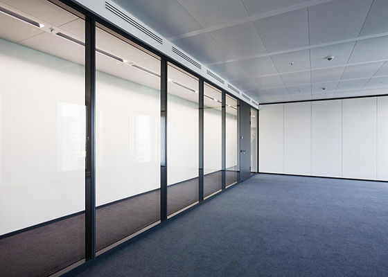 Strong Steel Keel With 3mm Aluminum Frameless Office Wall Partition Demountable With Blinds And Door